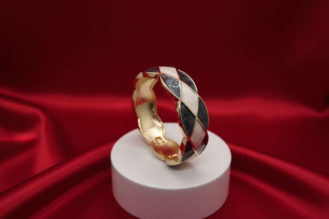 The Monochrome Harlequin (Free Size)