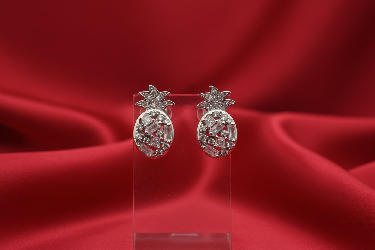 Pineapple Motif Crystal Stud Earrings