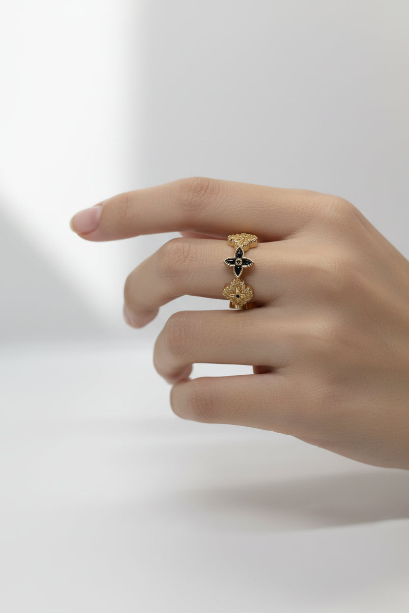 Multi-Charm Clover Open Ring Black (Adjustable)