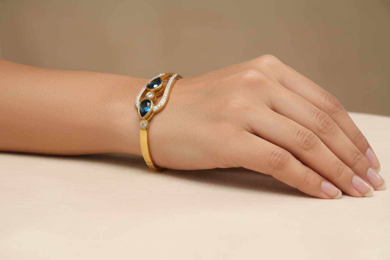 The Royal Blue Gilded Bangle (Free Size)