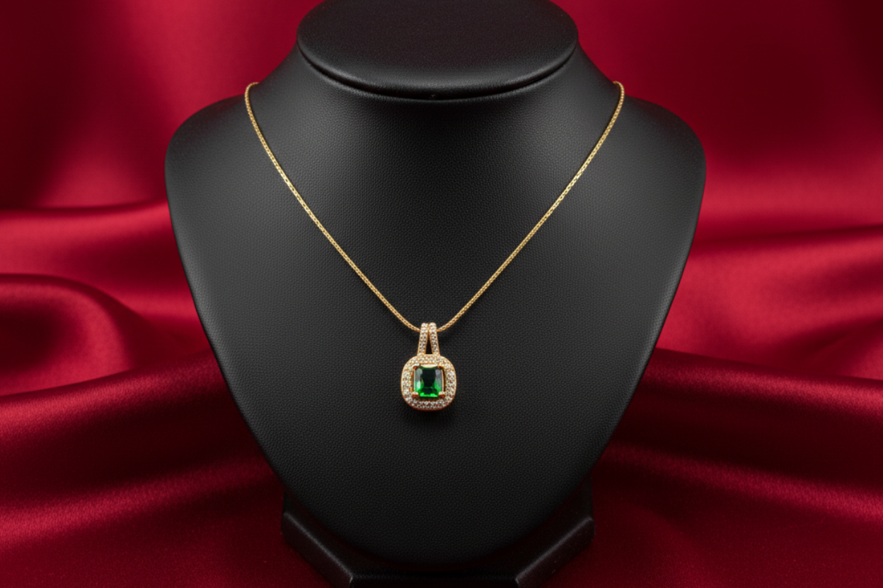 Halo Pendant Necklace