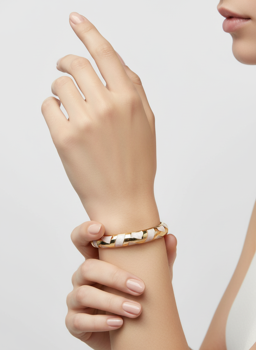 Gold Inlay Hinged Bangle Free Size