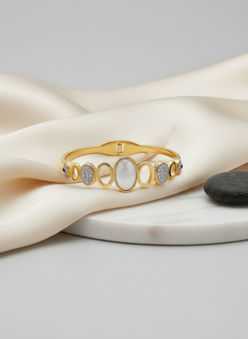 Gold-Toned Alternating Stone Cuff Bangle Bracelet (Free Size)