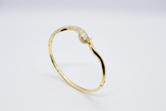 Golden Snake Diamond Bangle Bracelet (FREE SIZE)