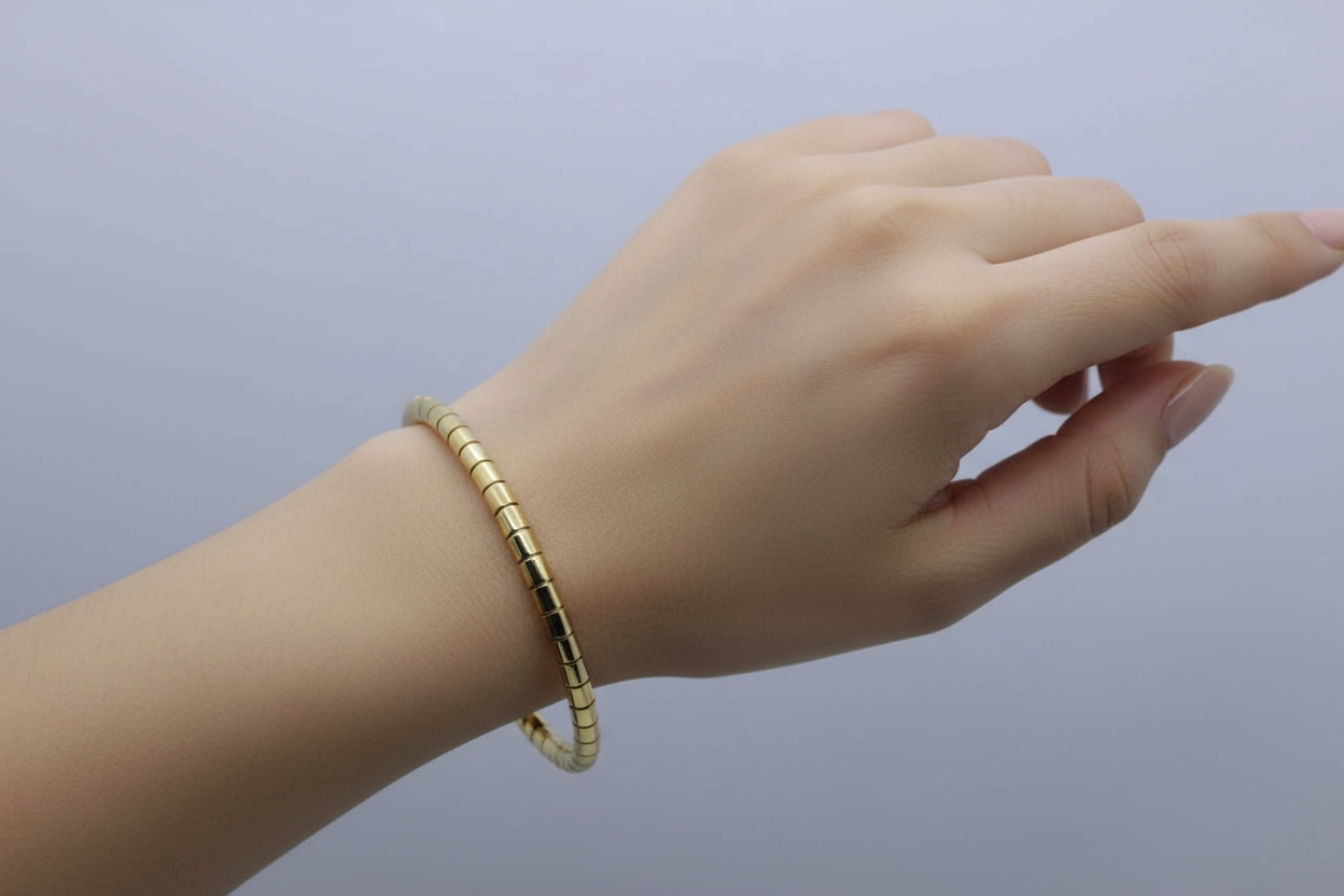 Golden Bamboo Bangle Bracelet (FREE SIZE)