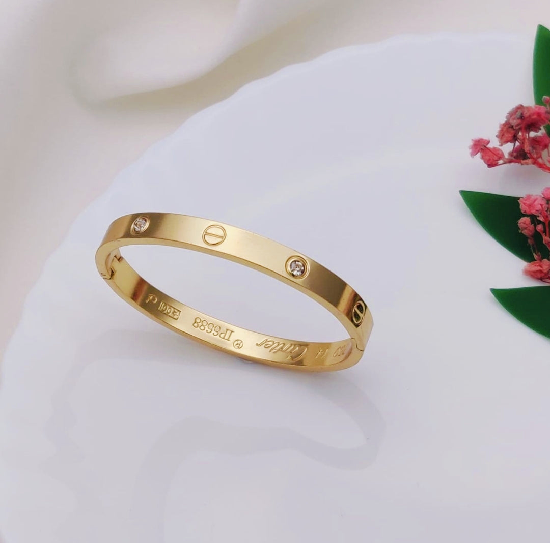 Eternal Cuff Bangle Bracelet (FREE SIZE)