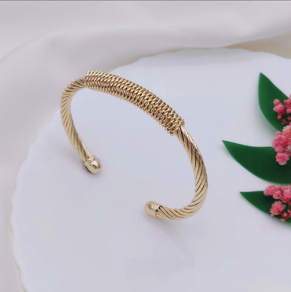 Twisted Cable Weave Cuff Bangle Bracelet (FREE SIZE)