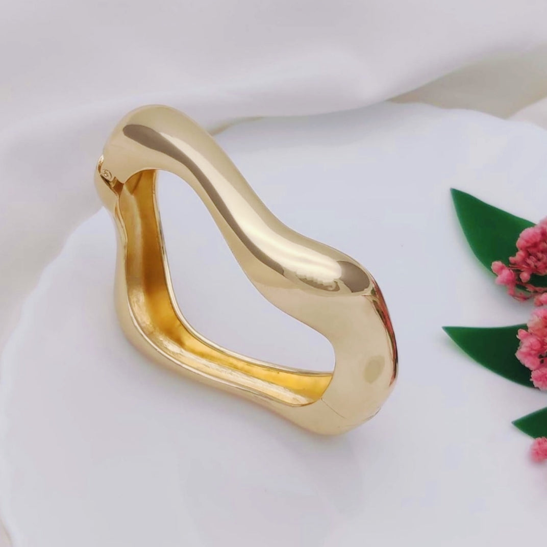 Abstract Cuff Bangle Bracelet (FREE SIZE)