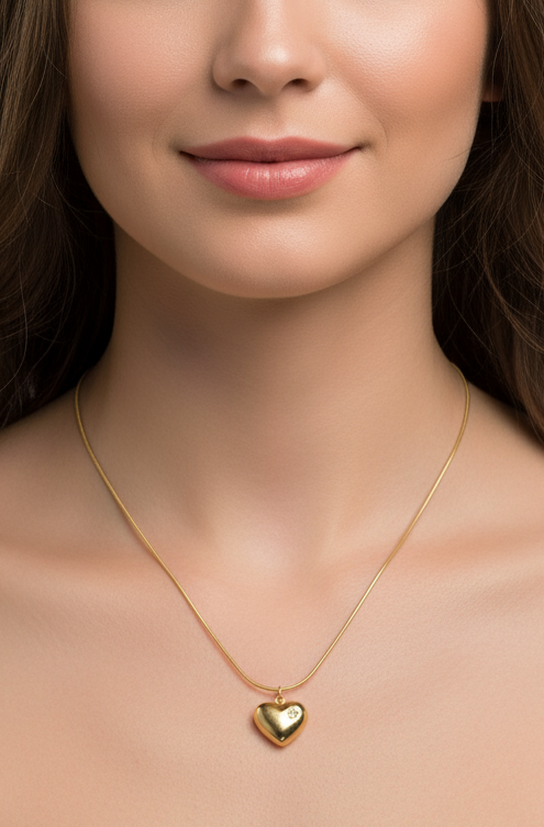 The Golden Heart Chain Pendant
