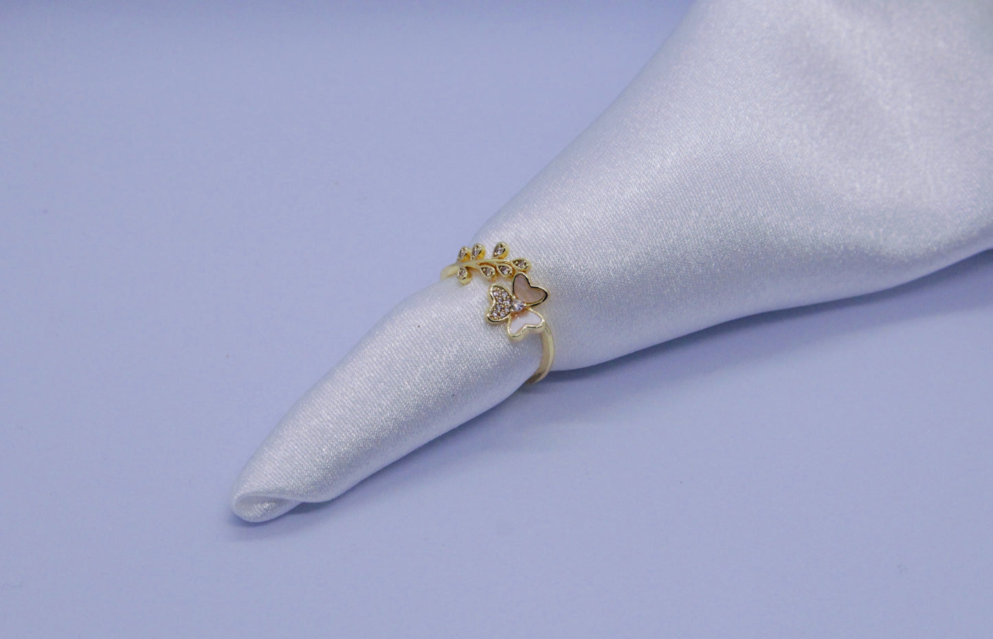 Golden Flower & Leaves Ring (Adjustable Size)