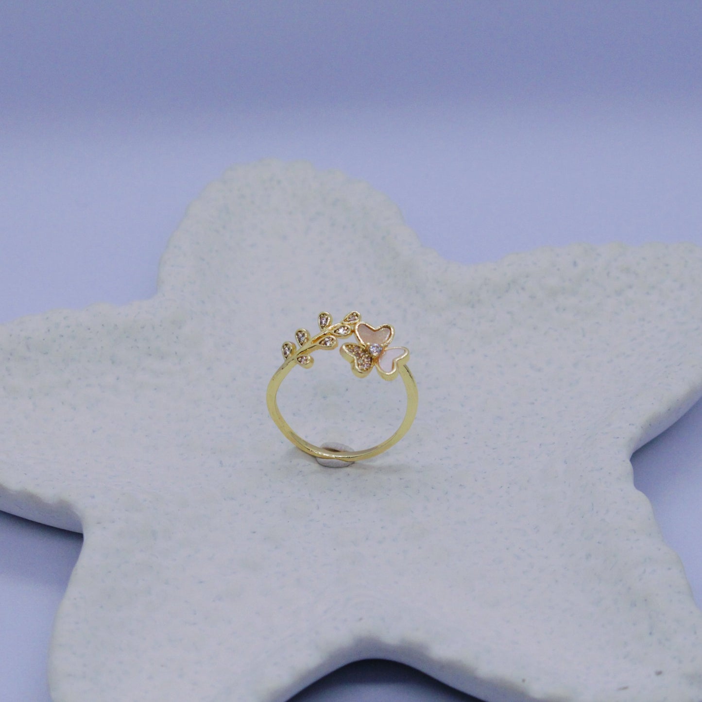 Golden Flower & Leaves Ring (Adjustable Size)