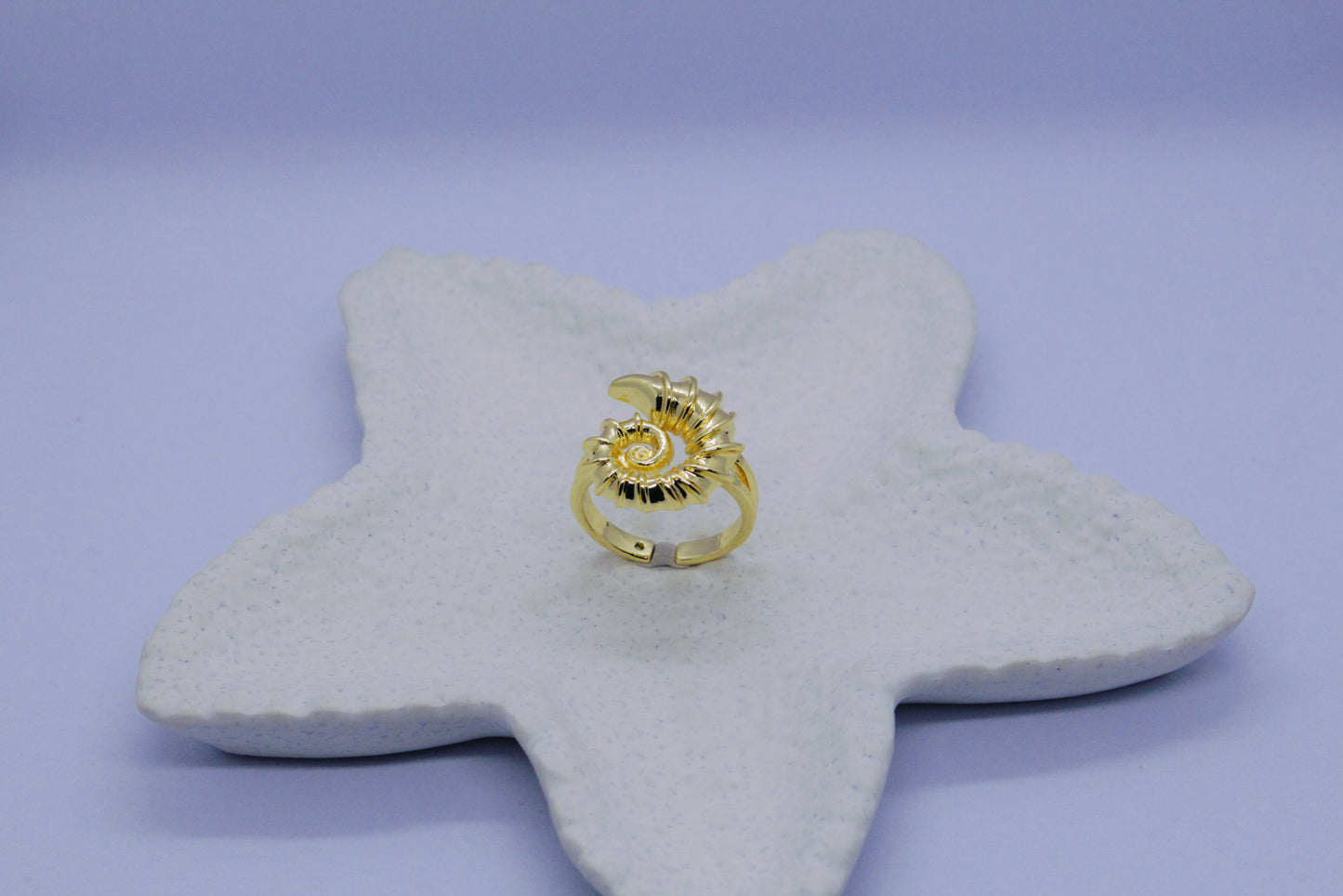The Golden Snail Ring (Adjustable Size)