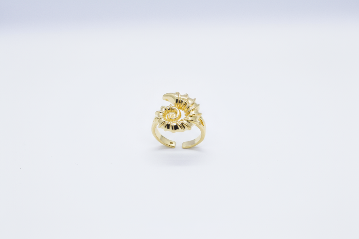 The Golden Snail Ring (Adjustable Size)